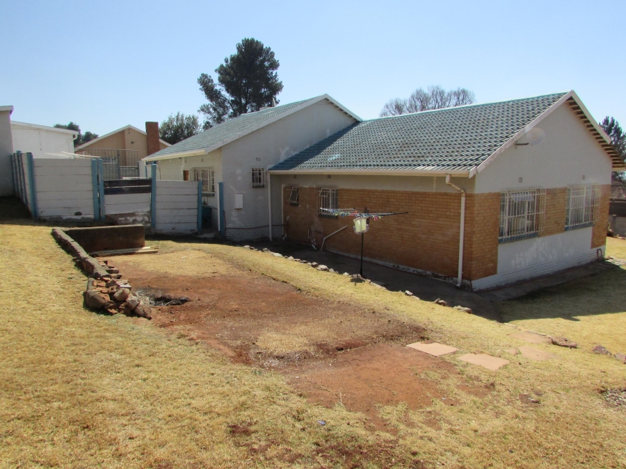 3 Bedroom Property for Sale in Hillshaven Gauteng