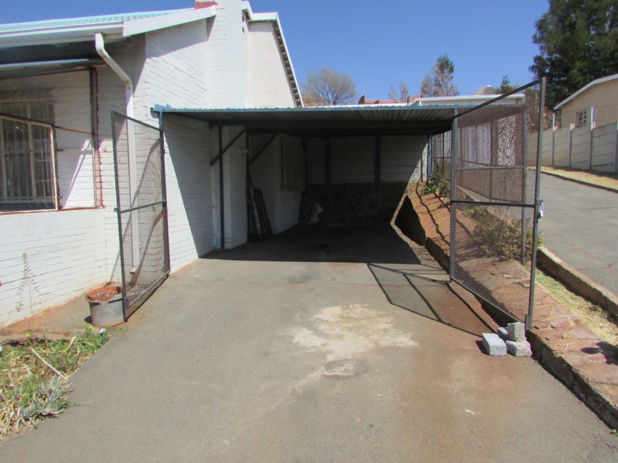 3 Bedroom Property for Sale in Hillshaven Gauteng