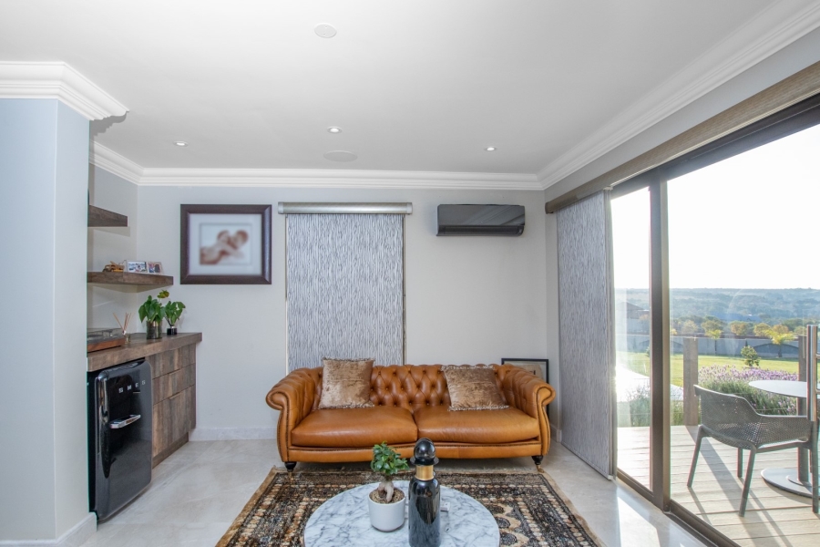 5 Bedroom Property for Sale in Mooikloof Heights Gauteng