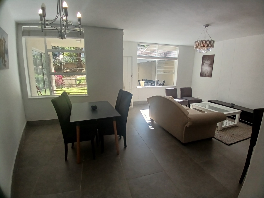 To Let 2 Bedroom Property for Rent in Sandhurst Gauteng