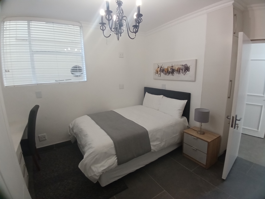 To Let 2 Bedroom Property for Rent in Sandhurst Gauteng