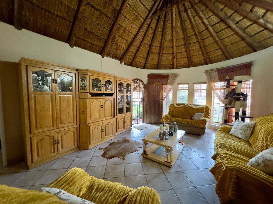 5 Bedroom Property for Sale in Dersley Gauteng