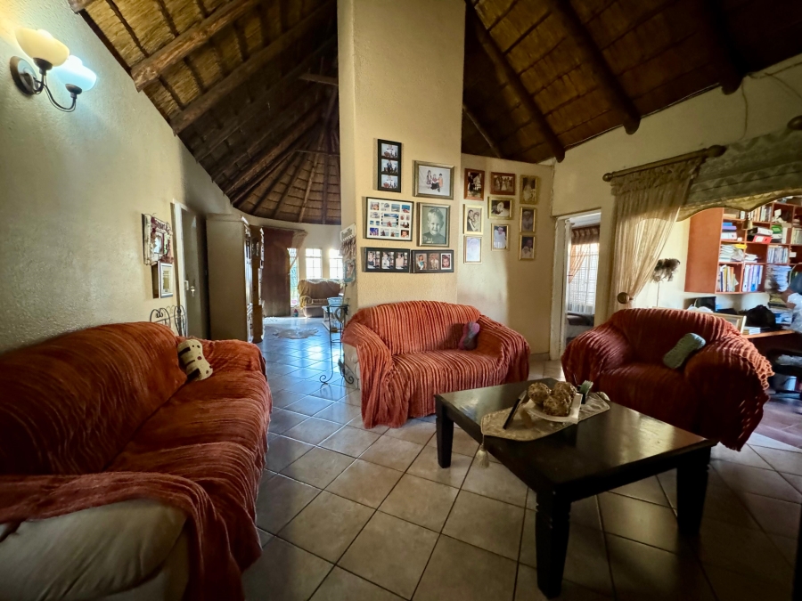 5 Bedroom Property for Sale in Dersley Gauteng