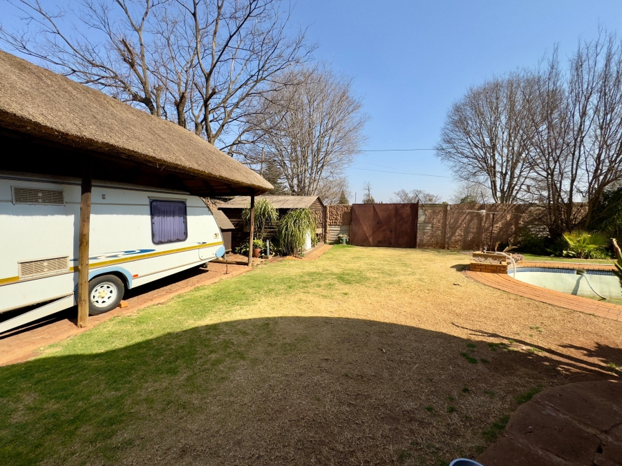 5 Bedroom Property for Sale in Dersley Gauteng