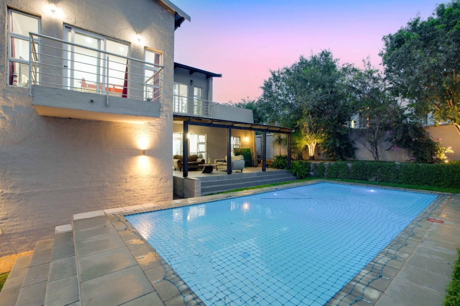 5 Bedroom Property for Sale in Helderfontein Estate Gauteng