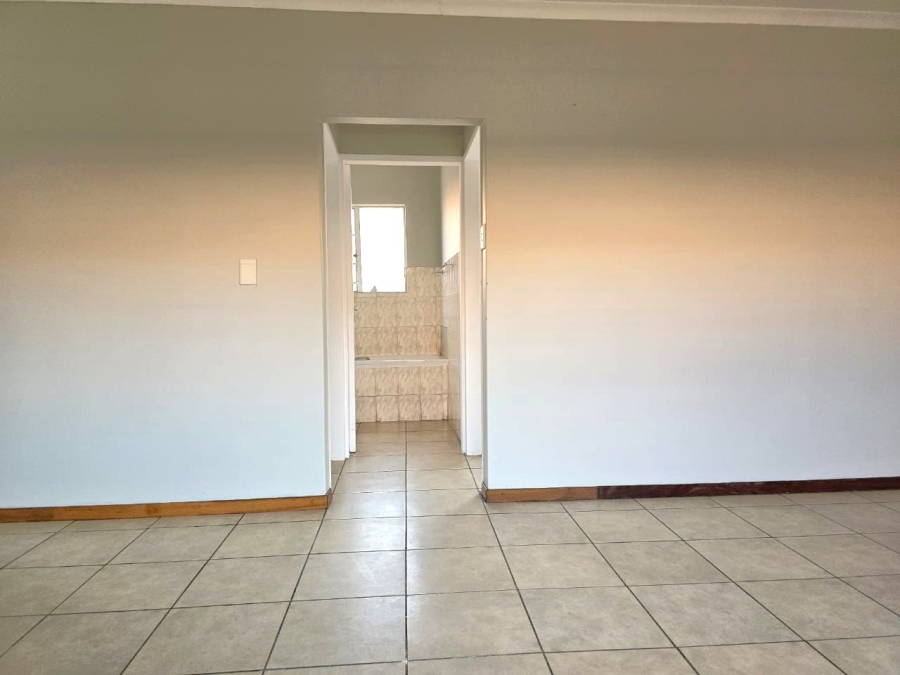 2 Bedroom Property for Sale in Kempton Park Central Gauteng