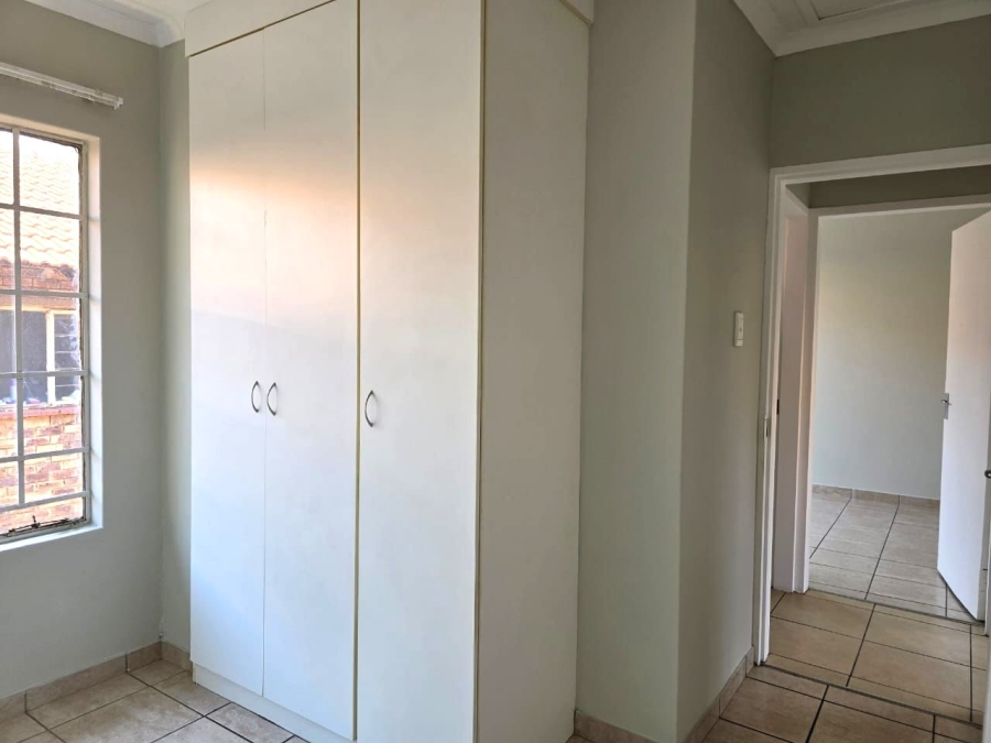 2 Bedroom Property for Sale in Kempton Park Central Gauteng