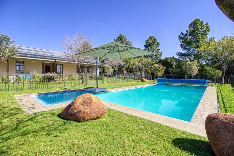 7 Bedroom Property for Sale in Chartwell Gauteng