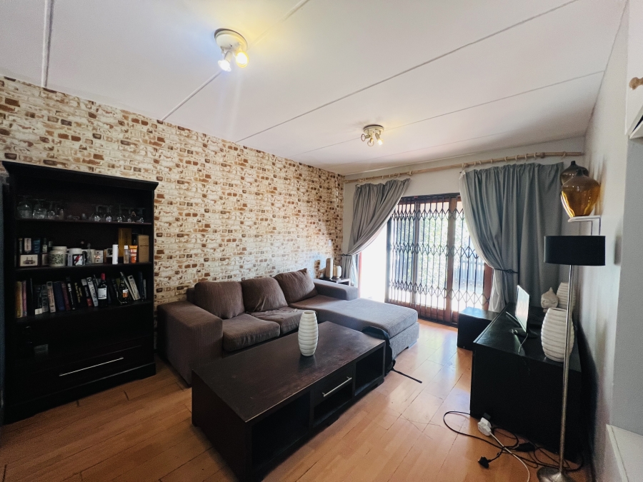 2 Bedroom Property for Sale in Northwold Gauteng