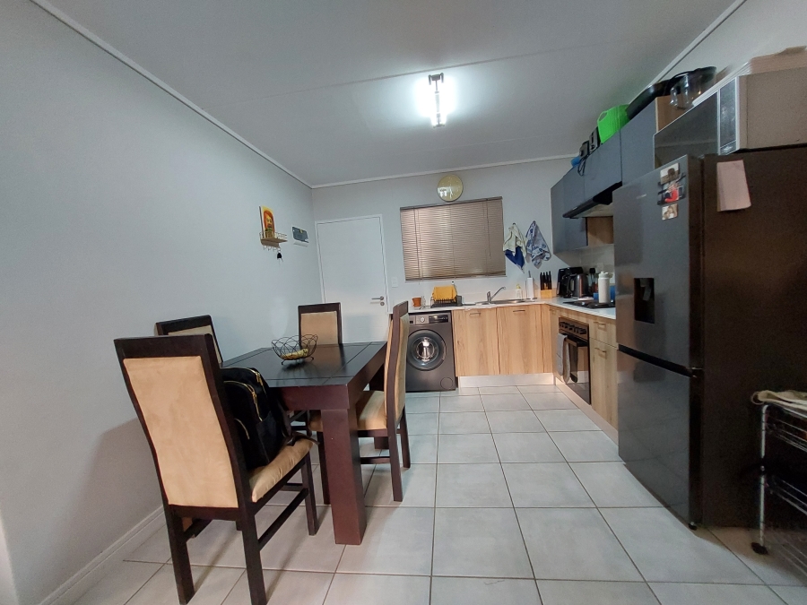 2 Bedroom Property for Sale in Linbro Park Gauteng