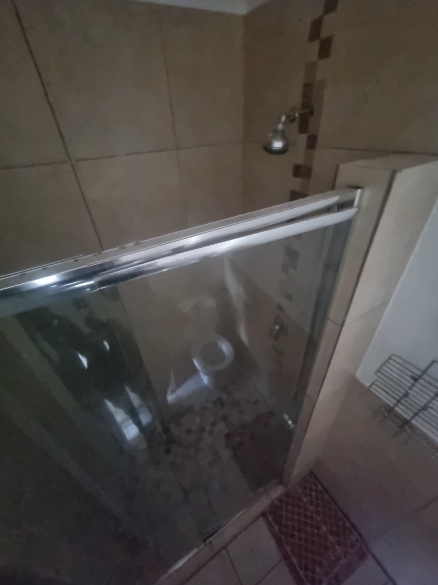 To Let 2 Bedroom Property for Rent in Ruimsig Gauteng