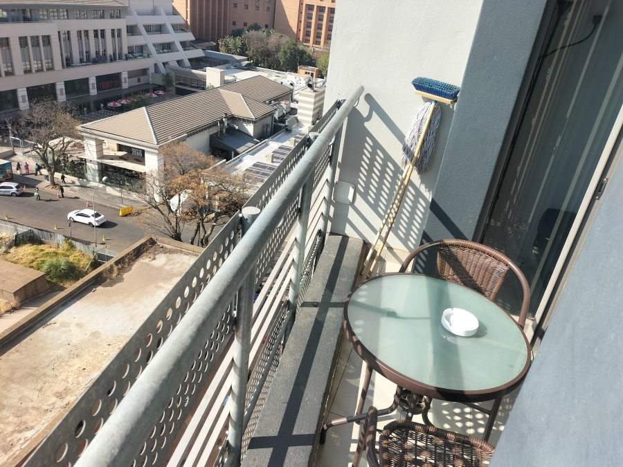 To Let 2 Bedroom Property for Rent in Rosebank Gauteng