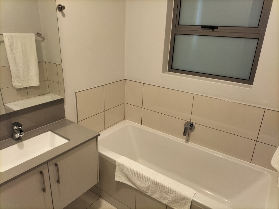 To Let 2 Bedroom Property for Rent in Rosebank Gauteng