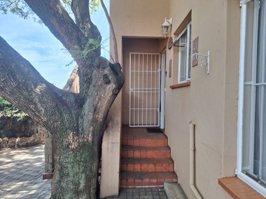 4 Bedroom Property for Sale in Kensington Gauteng