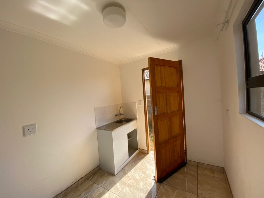 2 Bedroom Property for Sale in Savanna City Gauteng