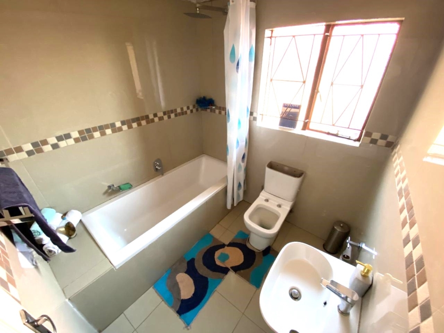 3 Bedroom Property for Sale in Sebokeng Zone 6 Gauteng