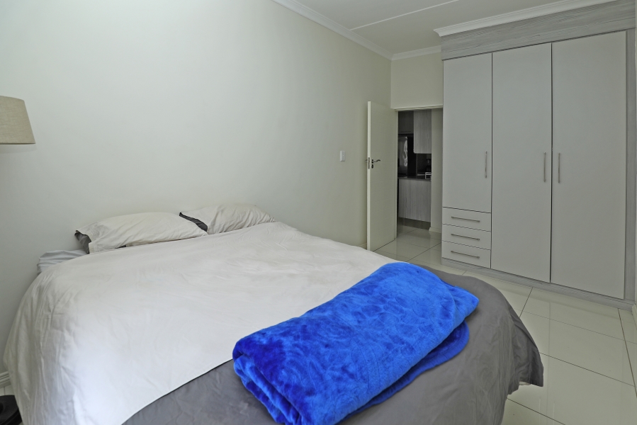 2 Bedroom Property for Sale in Erand Gardens Gauteng