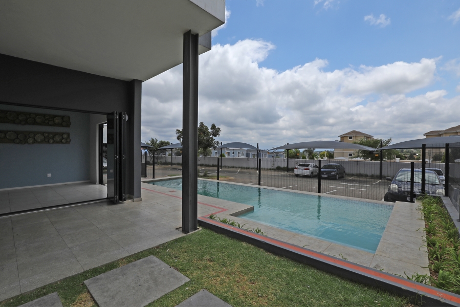 2 Bedroom Property for Sale in Erand Gardens Gauteng