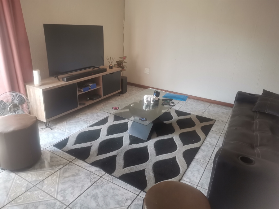 3 Bedroom Property for Sale in Rensburg Gauteng