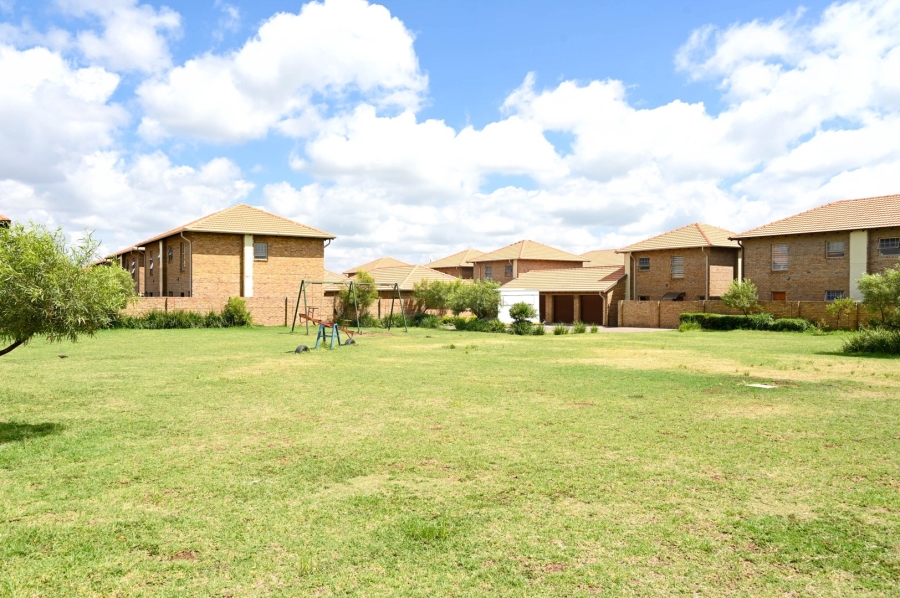 3 Bedroom Property for Sale in Annlin Gauteng