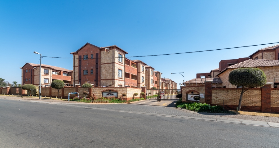 2 Bedroom Property for Sale in Randpark Ridge Gauteng