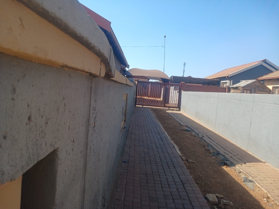 3 Bedroom Property for Sale in Soshanguve P Gauteng