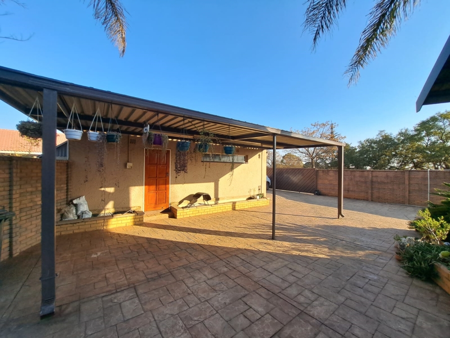 3 Bedroom Property for Sale in Dalpark Gauteng