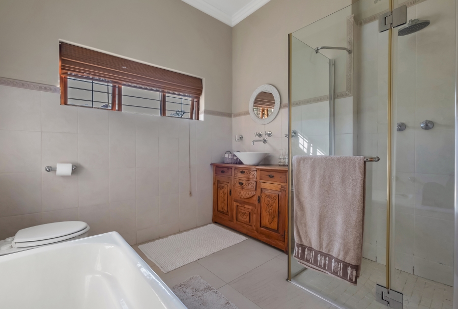 4 Bedroom Property for Sale in Emmarentia Gauteng