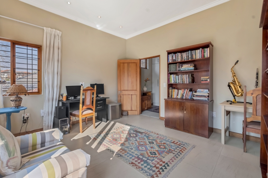 4 Bedroom Property for Sale in Emmarentia Gauteng