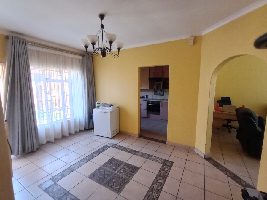 To Let 3 Bedroom Property for Rent in Birchleigh North Gauteng