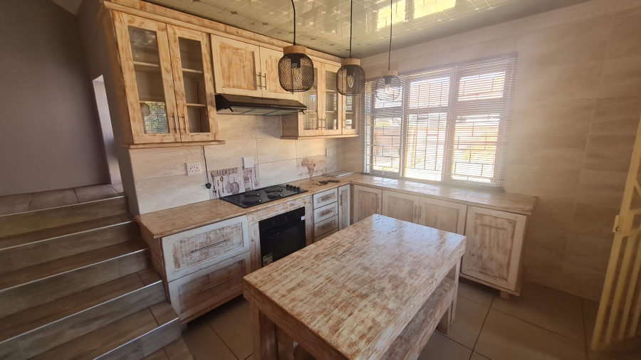 4 Bedroom Property for Sale in Theresa Park Gauteng