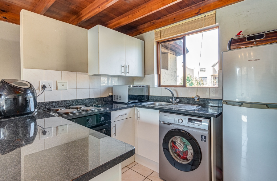 1 Bedroom Property for Sale in Sunninghill Gauteng