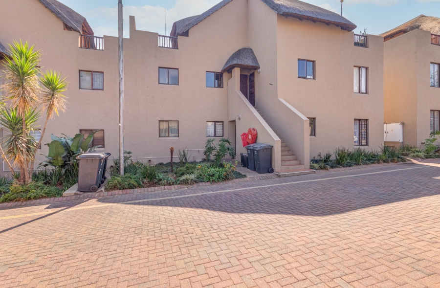 1 Bedroom Property for Sale in Sunninghill Gauteng