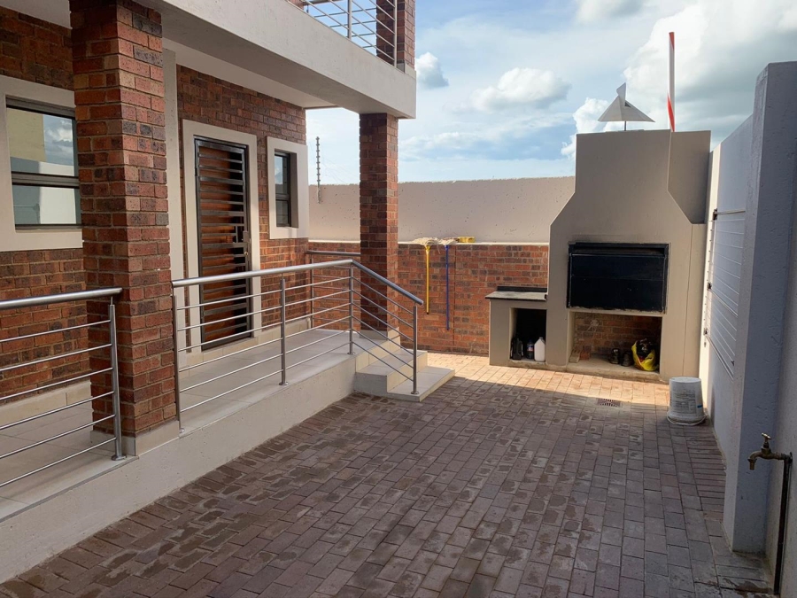 To Let 1 Bedroom Property for Rent in Cosmo City Gauteng