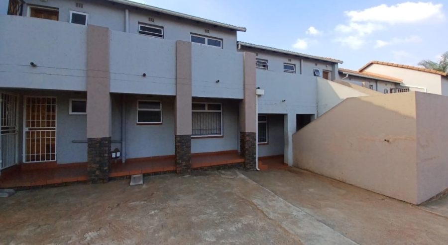 2 Bedroom Property for Sale in Meredale Gauteng