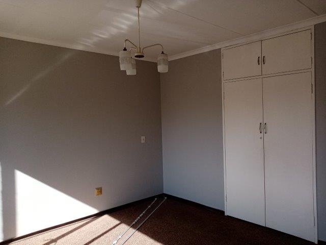 To Let 3 Bedroom Property for Rent in Selection Park Gauteng