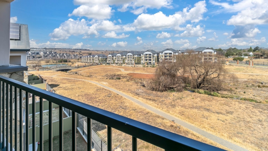 1 Bedroom Property for Sale in Waterfall Gauteng