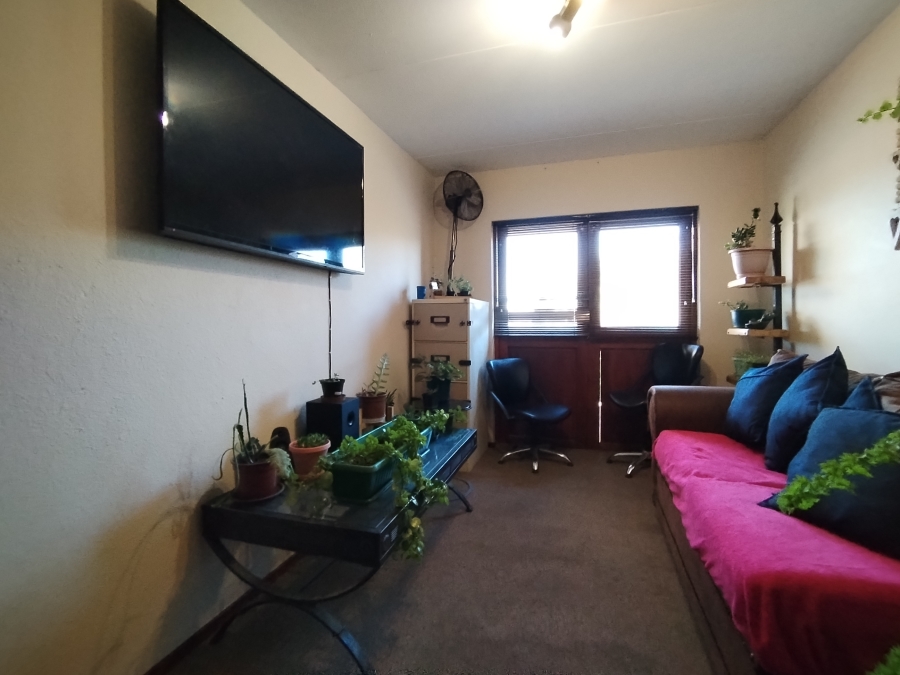 3 Bedroom Property for Sale in Dowerglen Gauteng