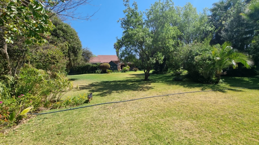 9 Bedroom Property for Sale in Glen Austin Gauteng