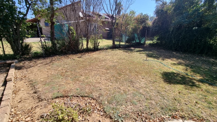 9 Bedroom Property for Sale in Glen Austin Gauteng