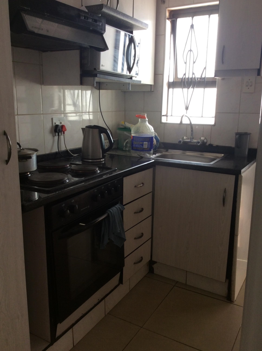 4 Bedroom Property for Sale in Protea Glen Gauteng