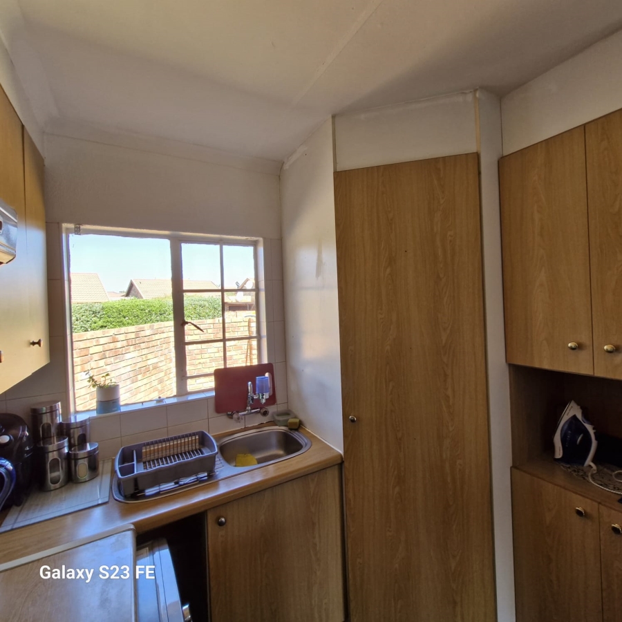 2 Bedroom Property for Sale in Brentwood Gauteng