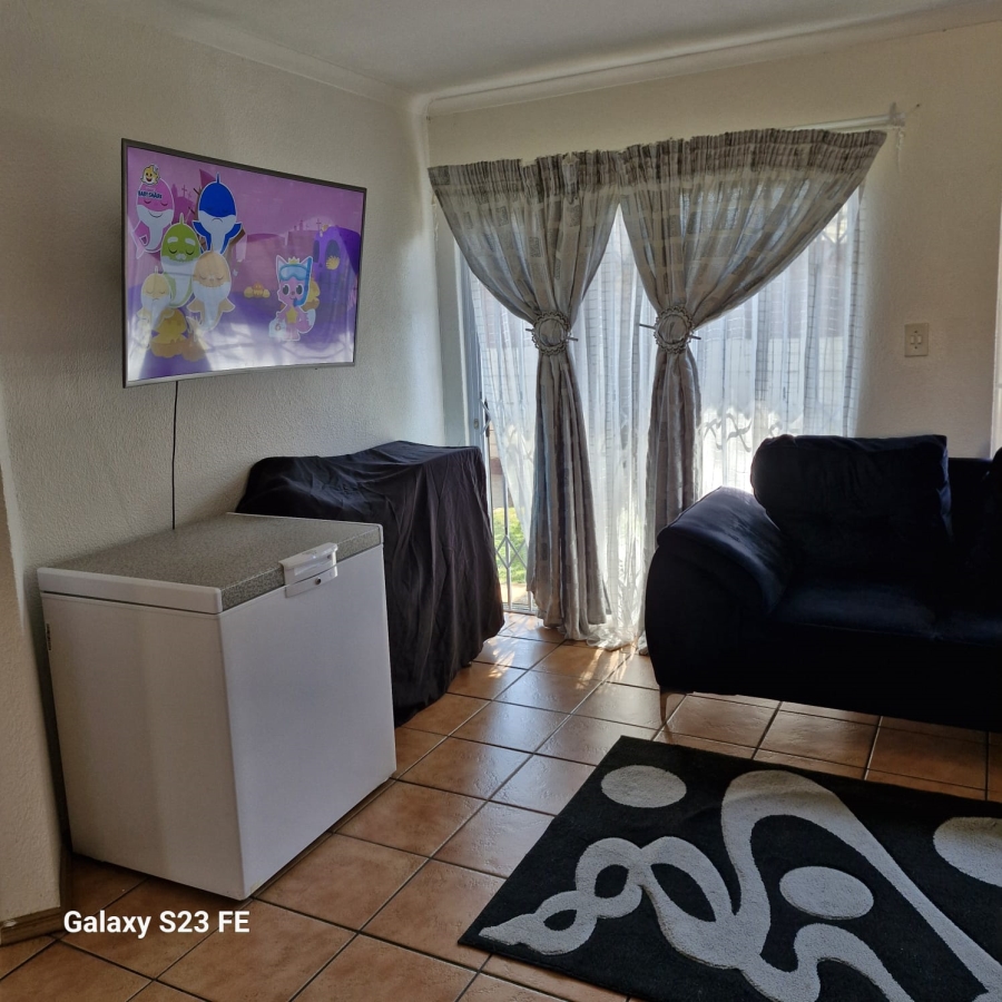 2 Bedroom Property for Sale in Brentwood Gauteng