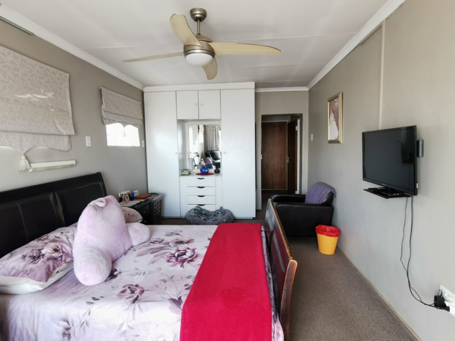 3 Bedroom Property for Sale in Sunnyridge Gauteng