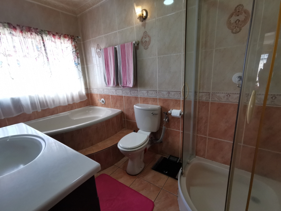 3 Bedroom Property for Sale in Sunnyridge Gauteng