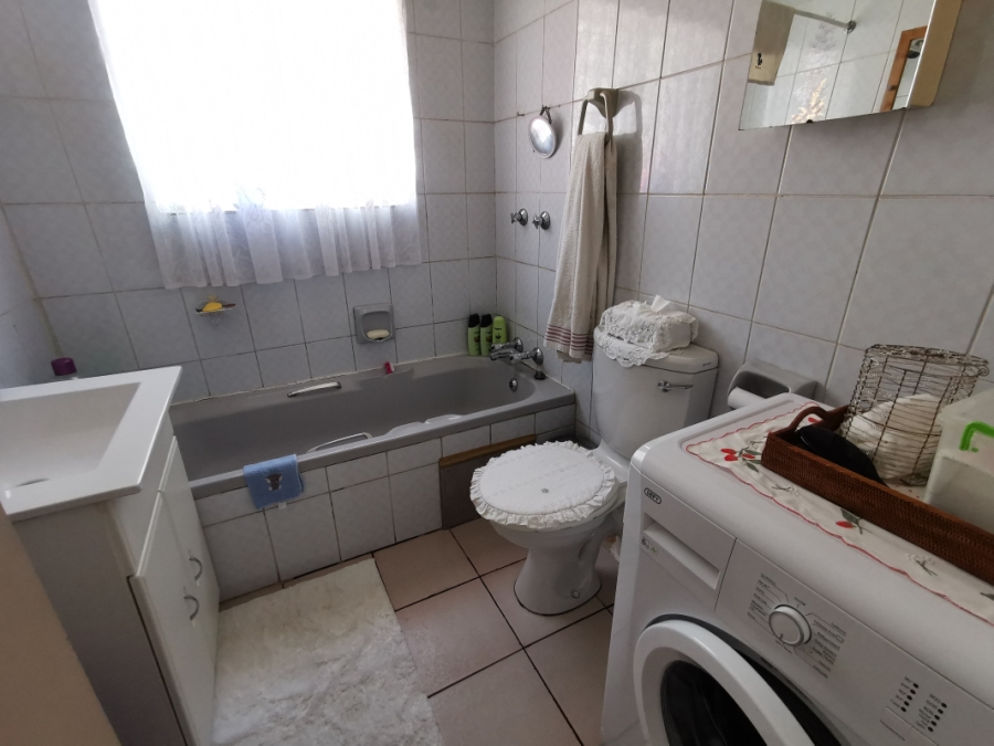 3 Bedroom Property for Sale in Sunnyridge Gauteng