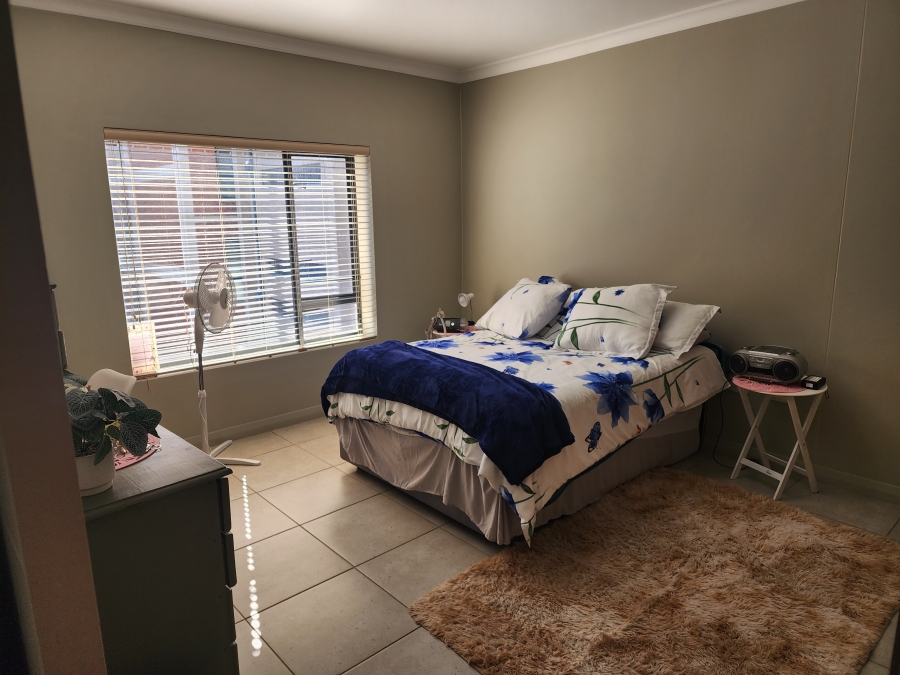 To Let 1 Bedroom Property for Rent in Waterkloof Marina Retirement Estate Gauteng