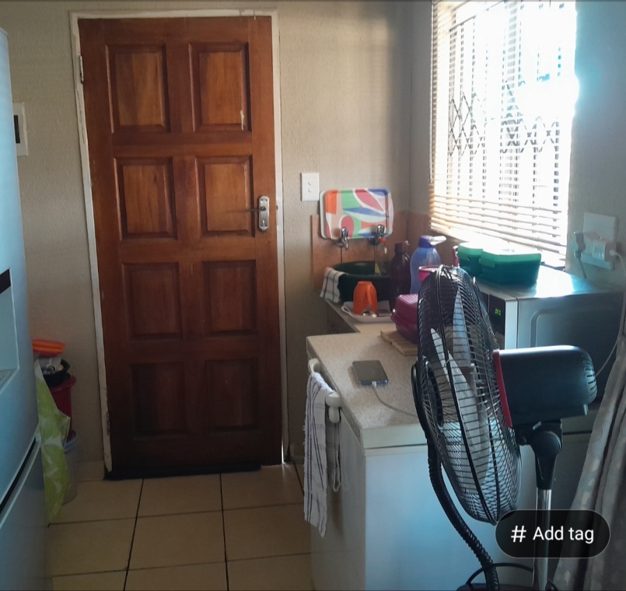 2 Bedroom Property for Sale in Mahube Valley Gauteng