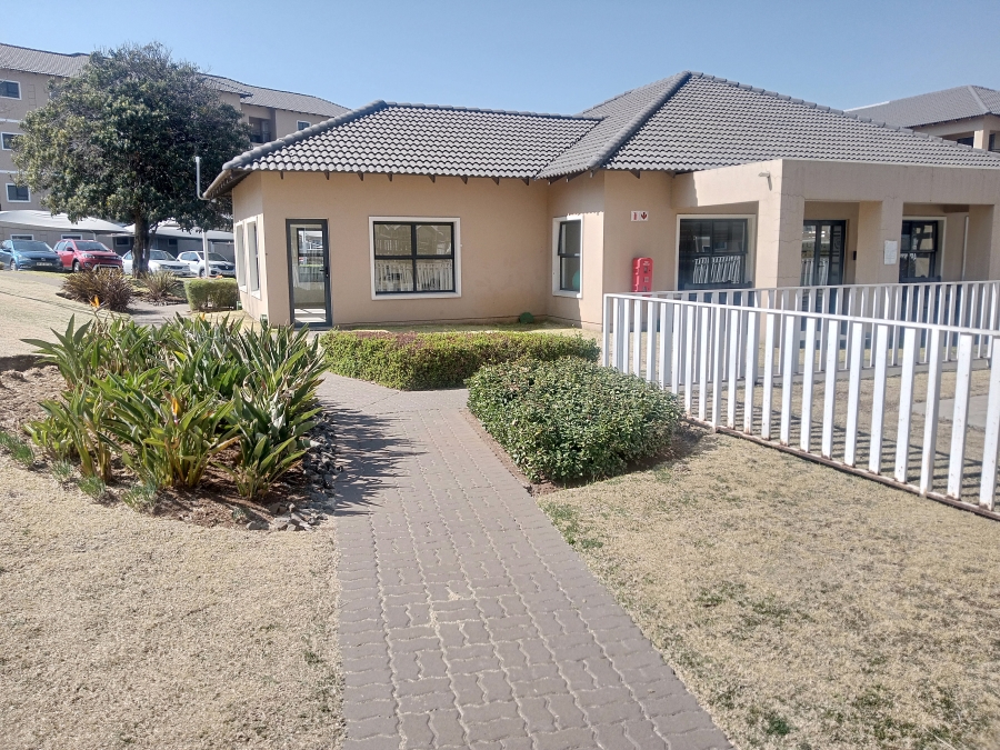 2 Bedroom Property for Sale in Lilianton Gauteng