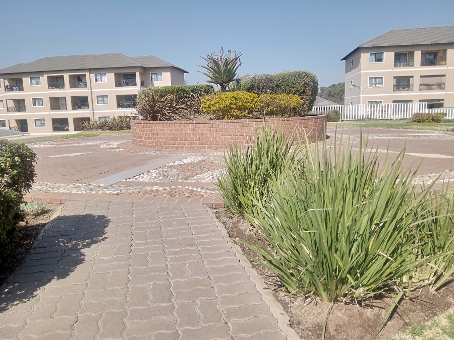 2 Bedroom Property for Sale in Lilianton Gauteng